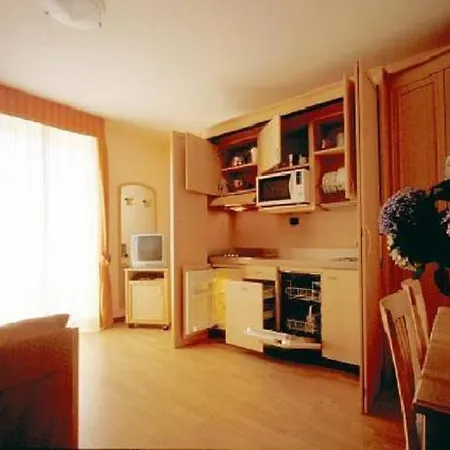 Trilo 4-6 *